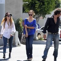 Olivia Wilde goes for lunch with friends in Los Feliz | Picture 64462